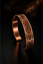 Lotus Yaşam Çiçeği İşlemeli Bakır Bileklik Otantik El İşçiliği Ayarlanabilir Unisex Tasarım